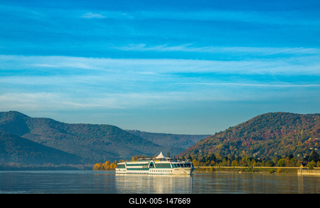 Dunakanyar-stock-foto