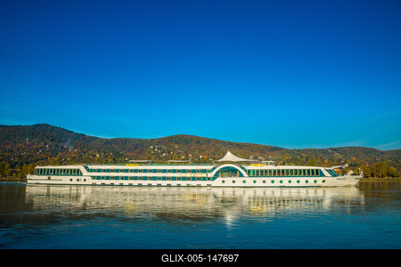 Dunakanyar-stock-foto