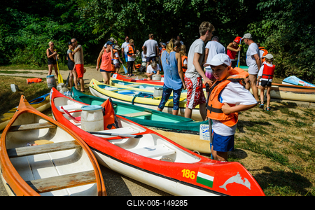 Vizitúrázók az Öreg-Túron-stock-foto