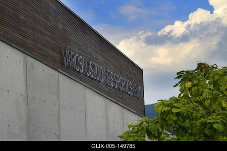 Budaörs, Városi Uszoda és Sportcsarnok-stock-foto