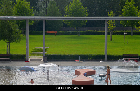 Budaörs, Városi Uszoda és Sportcsarnok-stock-foto