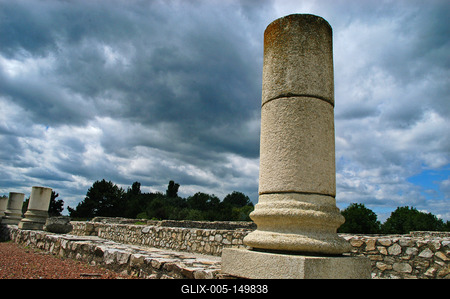 Tác-Gorsium-stock-foto