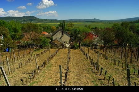 Mindszentkálla a Káli medencében-stock-foto