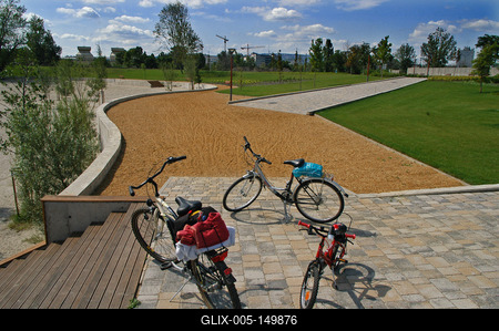 Budapest, 2008-08-17.  A Kopaszi gát a Duna parton-stock-foto