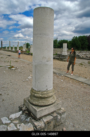 Tác-Gorsium-stock-foto