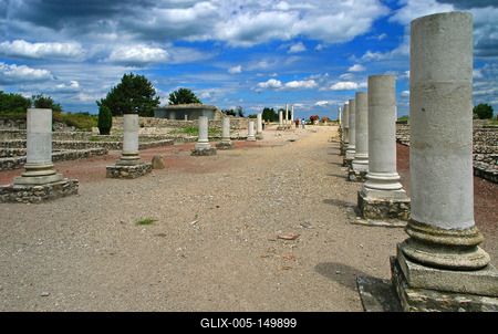 Tác-Gorsium-stock-foto