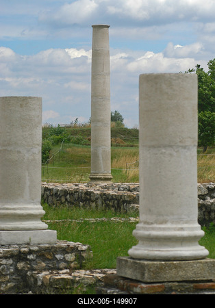 Tác-Gorsium-stock-foto