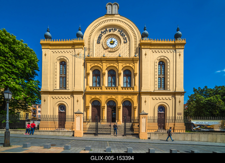 Pécs, a zsinagóga-stock-foto