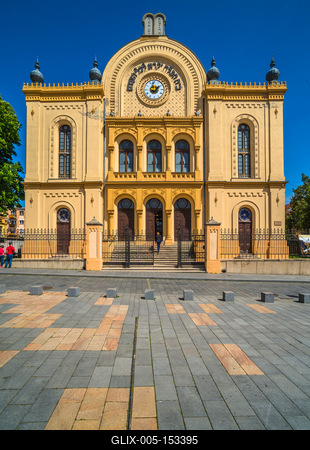 Pécs, a zsinagóga-stock-foto