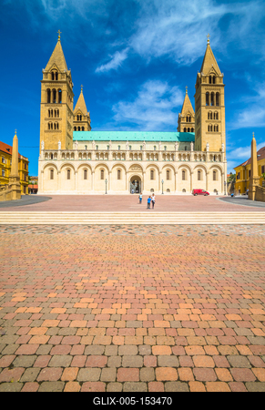 Pécs, Szent Péter- és Szent Pál-székesegyház-stock-foto