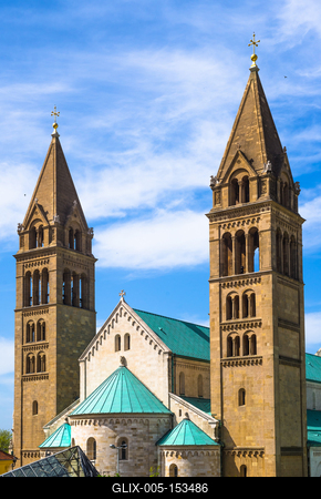 Pécs, Szent Péter- és Szent Pál-székesegyház-stock-foto