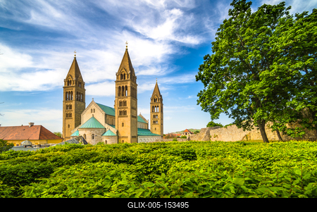 Pécs, Szent Péter- és Szent Pál-székesegyház-stock-foto