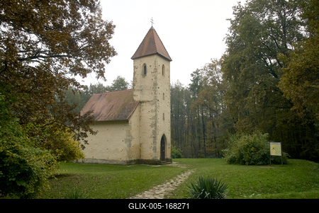 Velemér, Árpád-kori templom-stock-foto