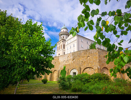 Pannonhalma *** Historic Castle Tower and Walls-stock-foto