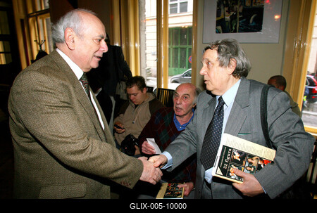 Könyvbemutató-stock-foto