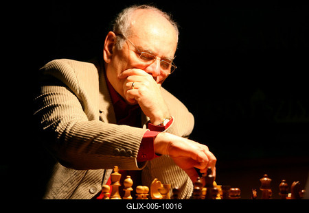 Spasszkijt kapta 70. születésnapjára Portisch Lajos-stock-foto