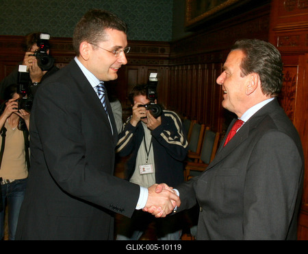 Gerhard Schröder Budapesten-stock-foto