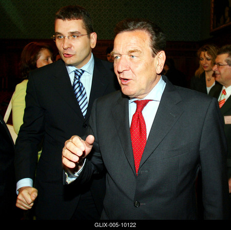 Gerhard Schröder Budapesten-stock-foto