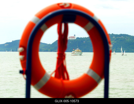 Lassan indul az idei szezon a Balatonon-stock-foto