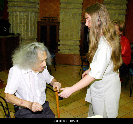 Faludy erotikus versei már CD-n is-stock-foto