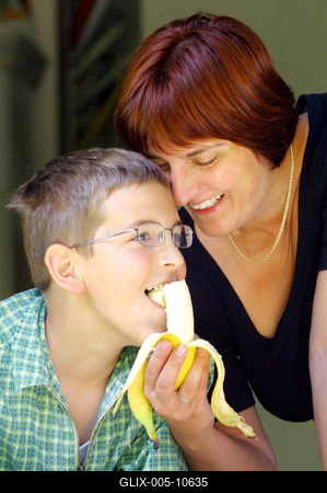 Jön a citromízű banán?-stock-foto