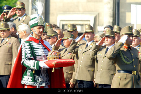 Ünnepi katonai tiszteletadás a Kossuth téren-stock-foto