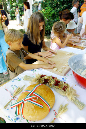 Kenyérfesztivál a Vároligetben-stock-foto