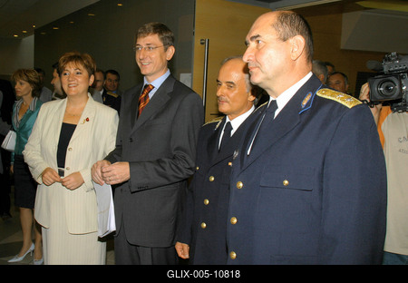 Beiktatták az új országos rendőrfőkapitányt-stock-foto