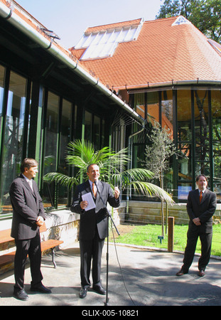 Megújult a kismajomháza budapesti állatkertben-stock-foto