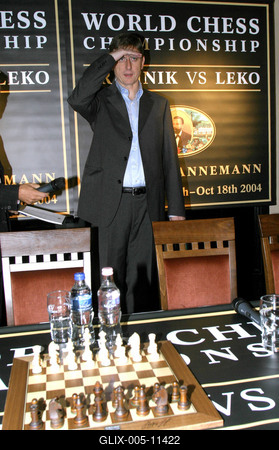 Sajtótájékoztató a Kramnyik-Lékó sakkvilágbajnoki döntöről-stock-foto