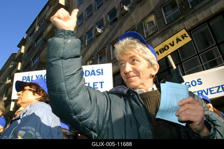 Munkahelyükért demonstráltak a vasutasok-stock-foto