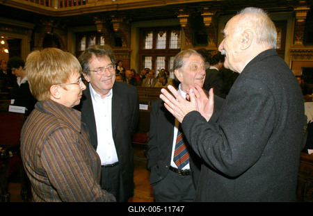 Budapest díszpolgára címet adott át Demszky Gábor főpolgármester-stock-foto