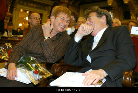 Budapest díszpolgára címet adott át Demszky Gábor főpolgármester-stock-foto