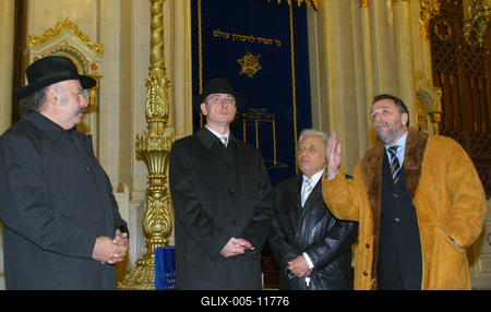 Gyurcsány Ferenc a Dohány utcai zsinagógában-stock-foto