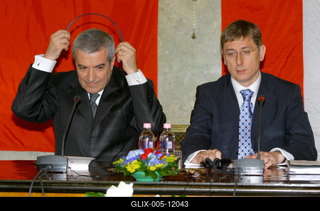 Budapestre látogatott Calin Popescu Tariceanu román miniszterelnök-stock-foto