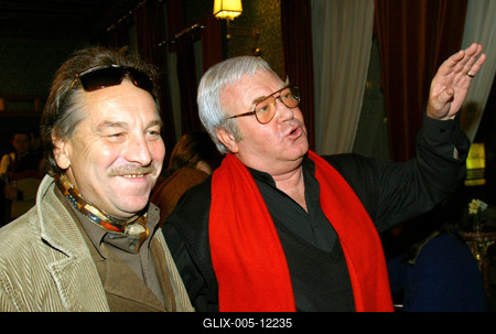 A Le a fejjel díszbemutatója az Urániában-stock-foto