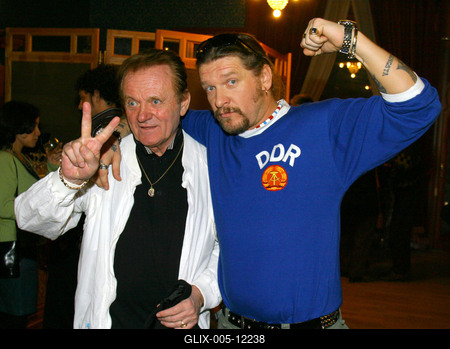 A Le a fejjel díszbemutatója az Urániában-stock-foto