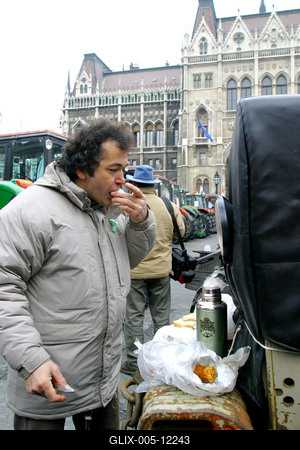 A Kossuth téren demonstrálnak a gazdák-stock-foto