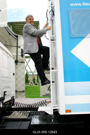 Indul az eMagyarország Roadshow-stock-foto