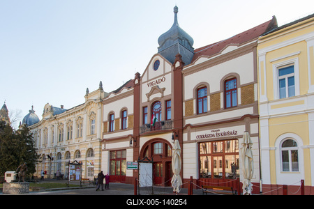 A felújított Vigadó épülete Kisújszálláson-stock-foto