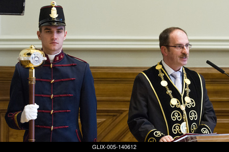 5 éves fennállását ünnepelte a Nemzeti Közszolgálati Egyetem-stock-foto