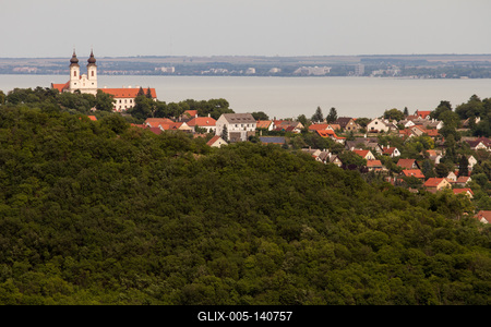 A Tihanyi Bencés Apátság látványa-stock-foto