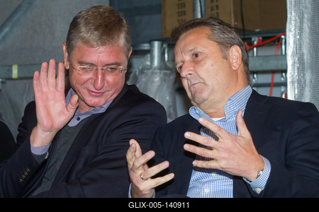 Megállapodást írtak alá az ellenzéki pártok-stock-foto