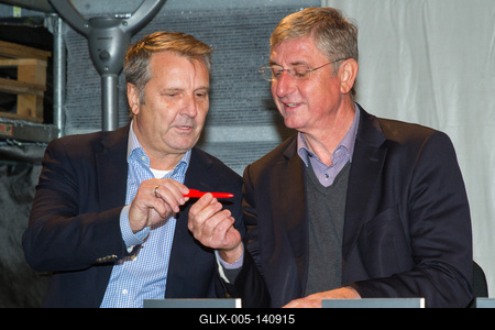 Megállapodást írtak alá az ellenzéki pártok-stock-foto