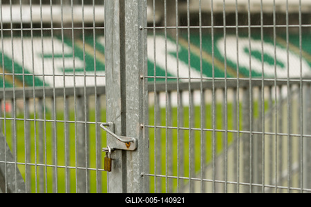 A bezárt az ETO Park és a stadion Győrben.-stock-foto