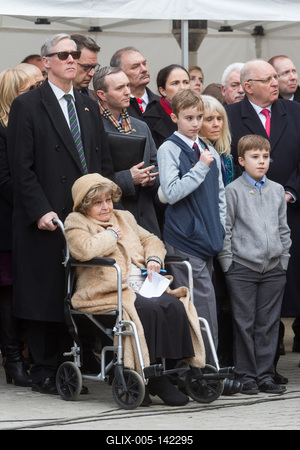 Felavatták Tom Lantos szobrát-stock-foto