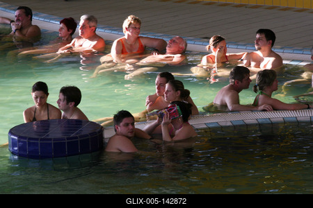 Gyógy- és Wellnessfürdő, Sárvár-stock-foto