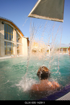 Gyógy- és Wellnessfürdő, Sárvár-stock-foto
