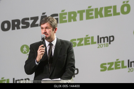 Politika - Az LMP országértékelője-stock-foto