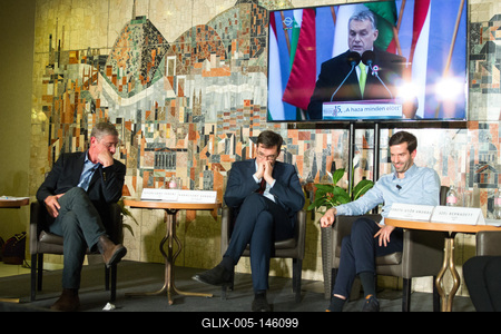 Politika - Miniszterelnök-jelöltek vitáznak-stock-foto